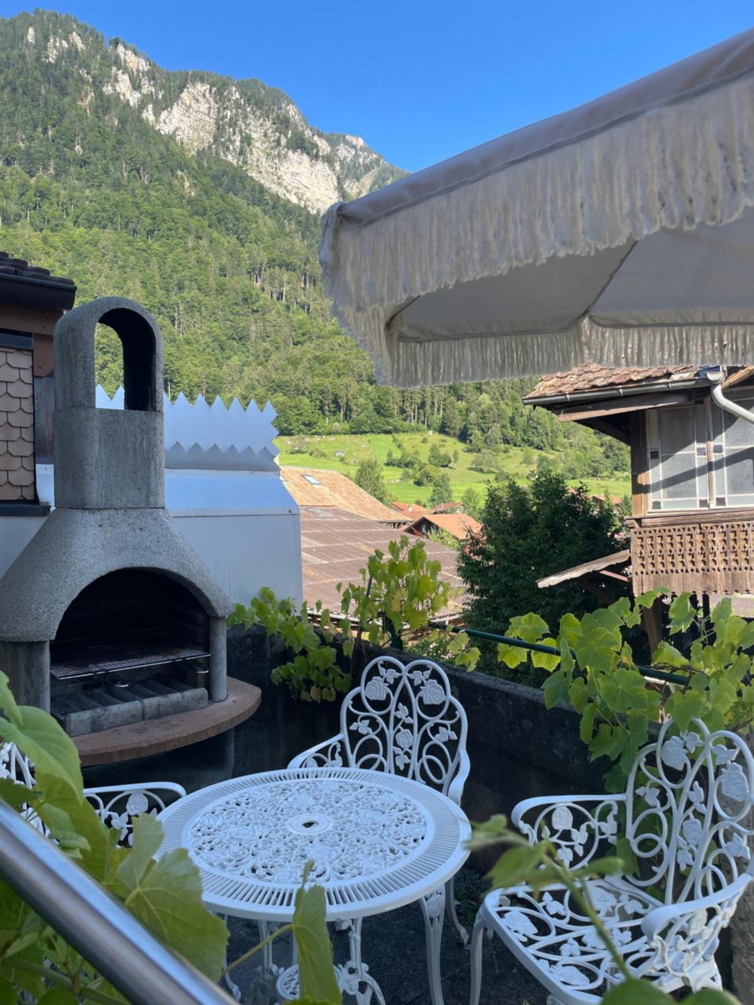 Studio In Alps By Apartments Capricorn Gsteigwiler Exteriér fotografie
